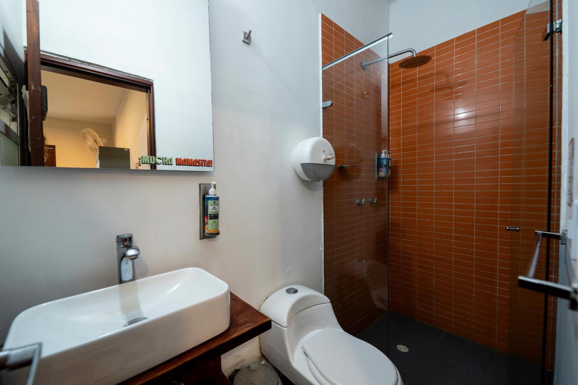 Masaya Hostal *